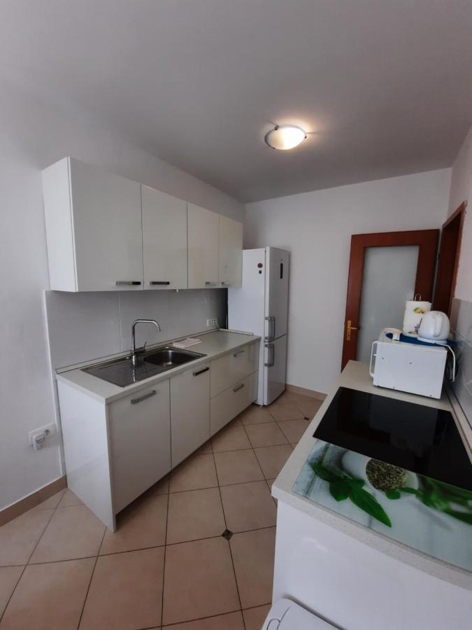 Apartman 洛夫兰 外观 照片