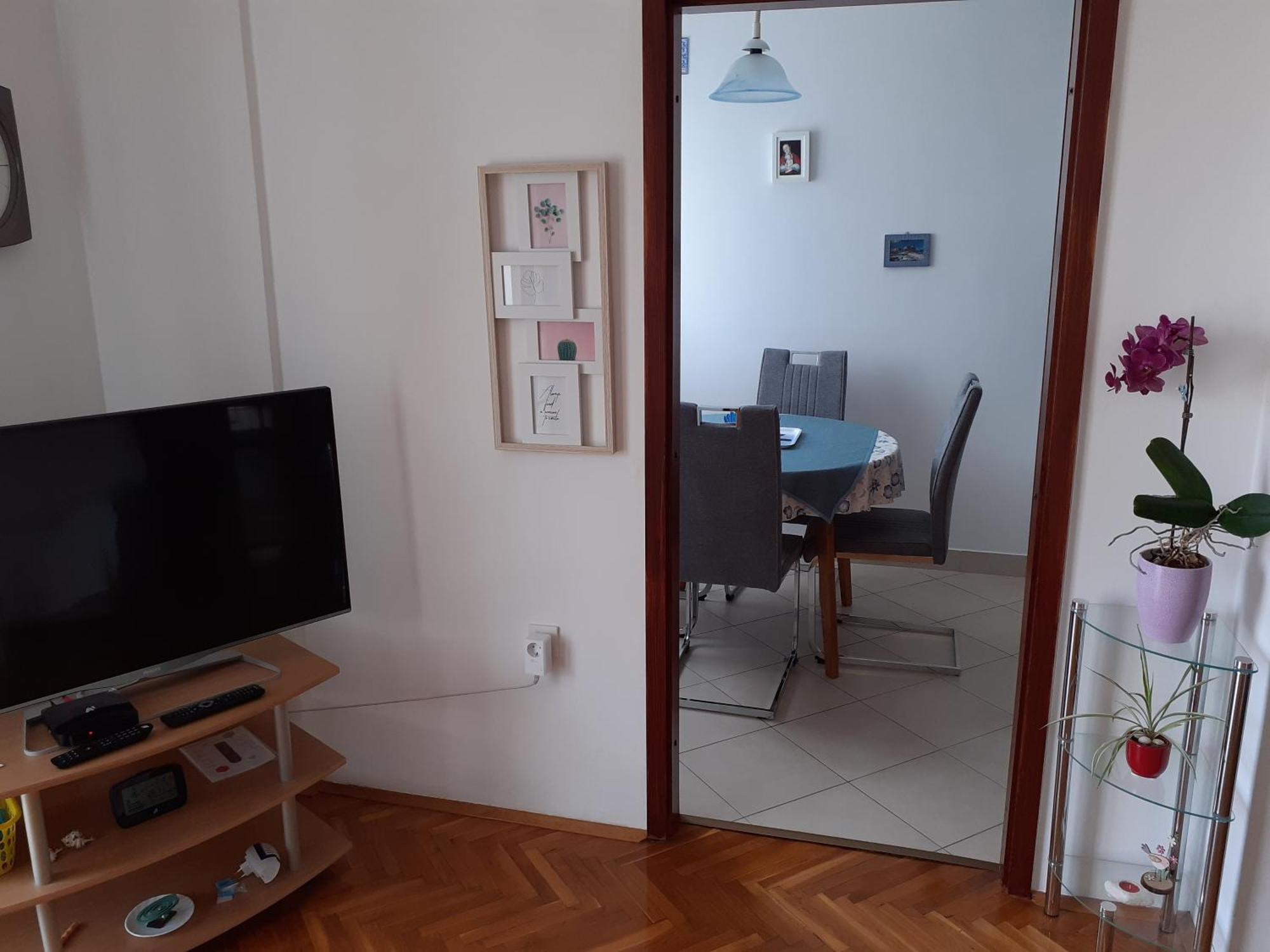 Apartman 洛夫兰 外观 照片